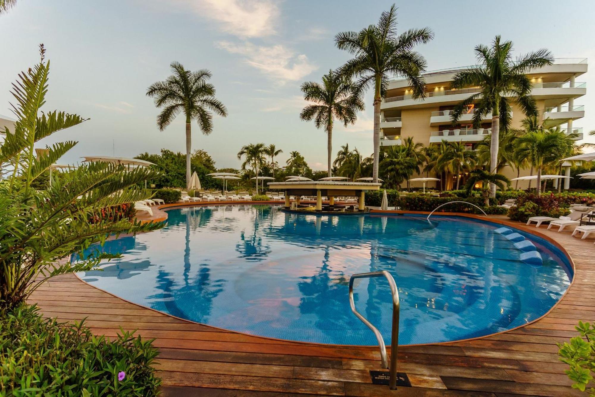 The Grand Luxxe Three Bedroom Spa Suite Nuevo Vallarta Exterior photo